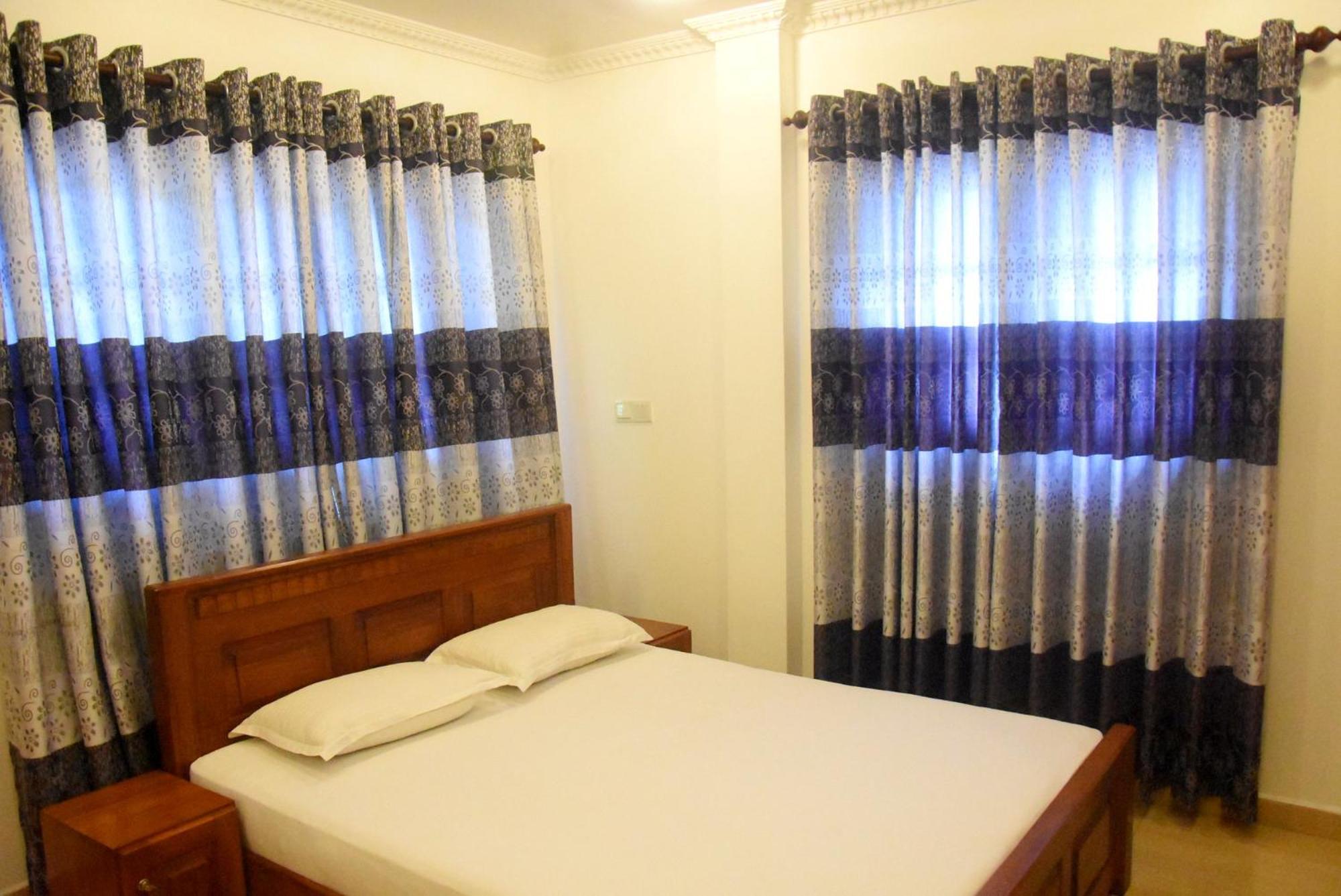 Rathna Gems Halt Hotell Ratnapura Exteriör bild